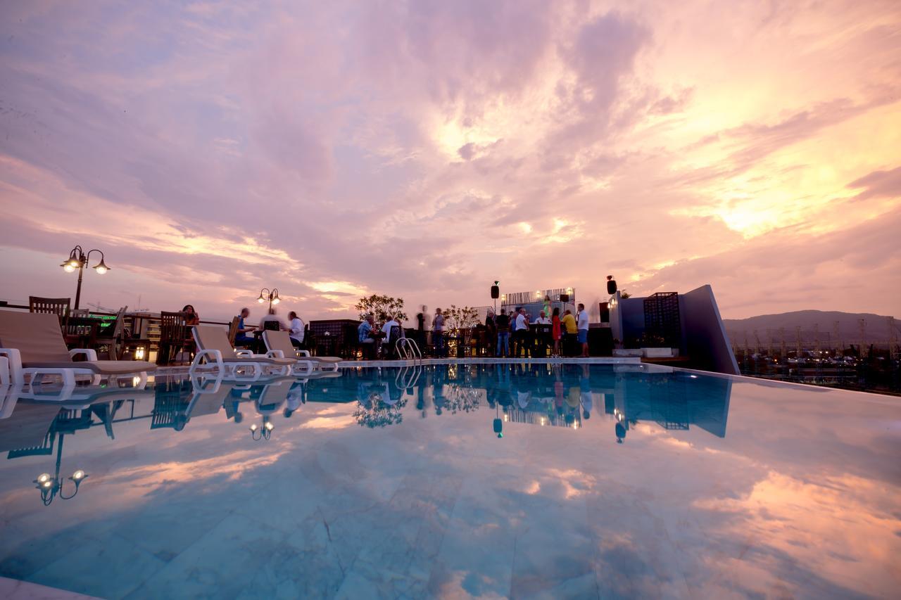 โรงแรม เวล 4*
